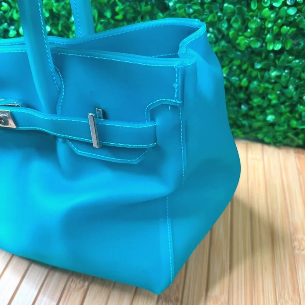 Jelly Tote Blue Green Transparent Purse With Lock and Keys - Picture 7 of 11